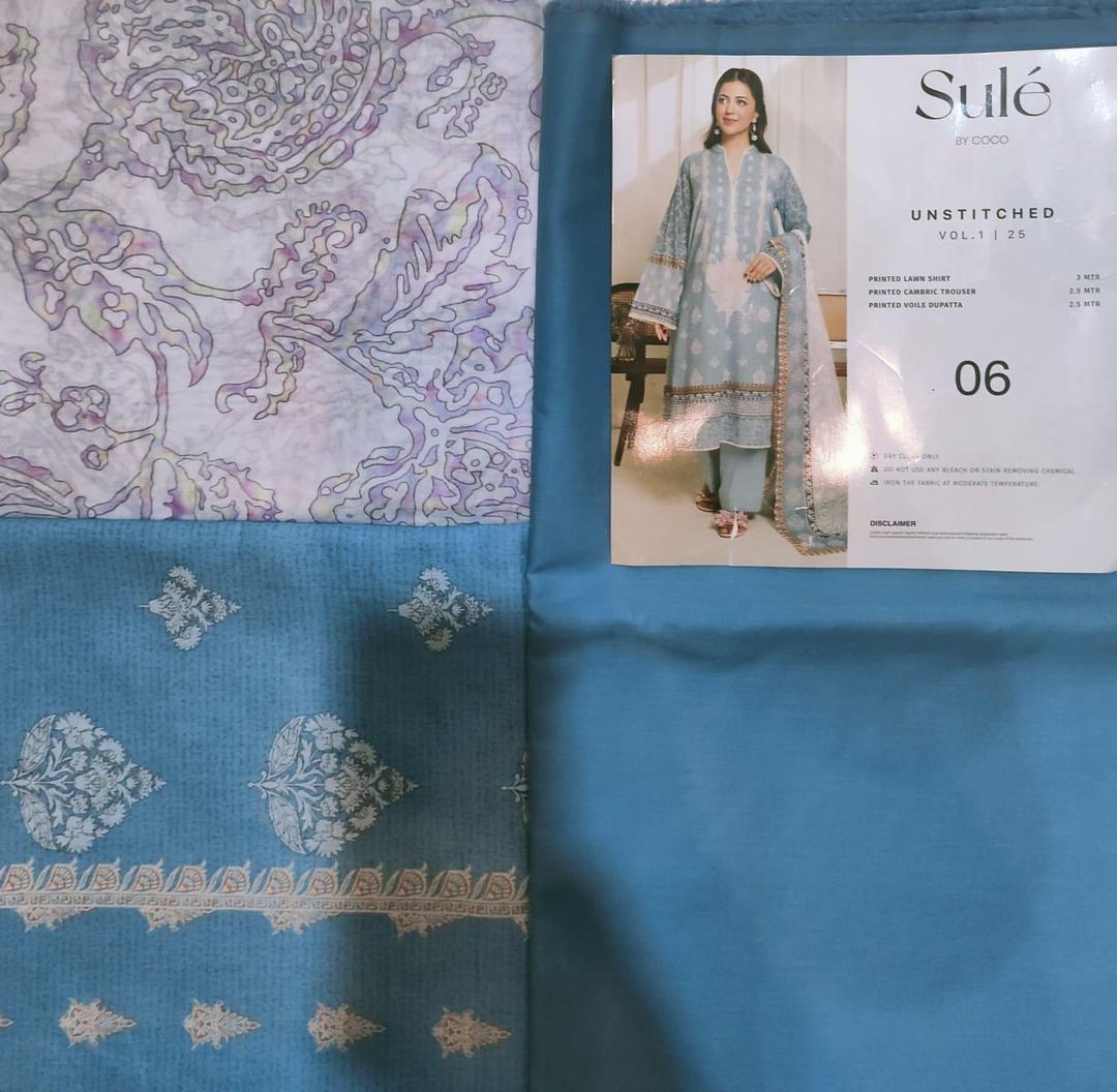 3 Pcs Women's Unstitched Printed Suit