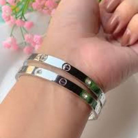 1 Pc Funky Silver Plated Resin Kara Bangle