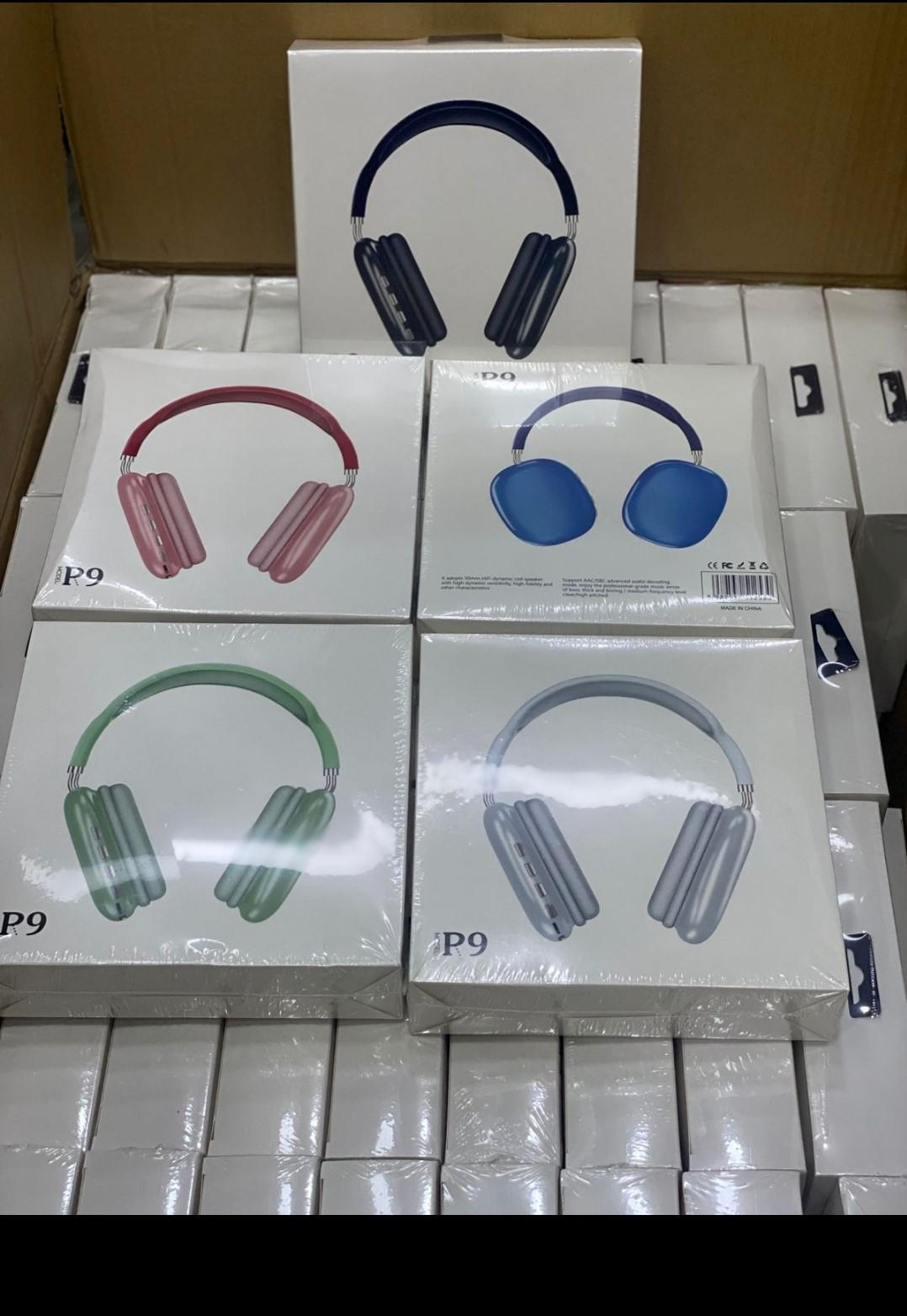 Black Long-Lasting Battery With Fast Charge 9 Headphone